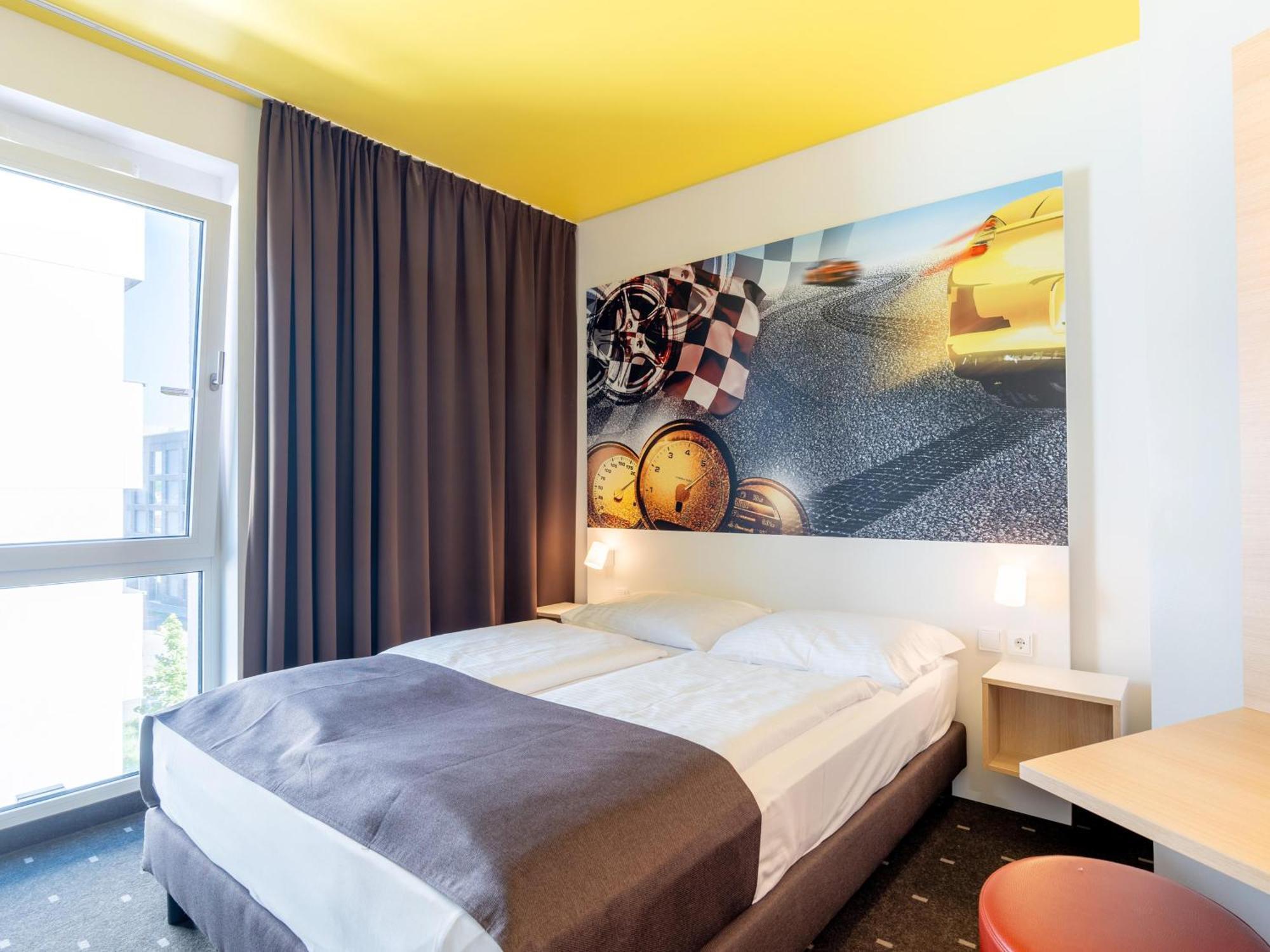 B&B Hotel Stuttgart-Zuffenhausen Luaran gambar