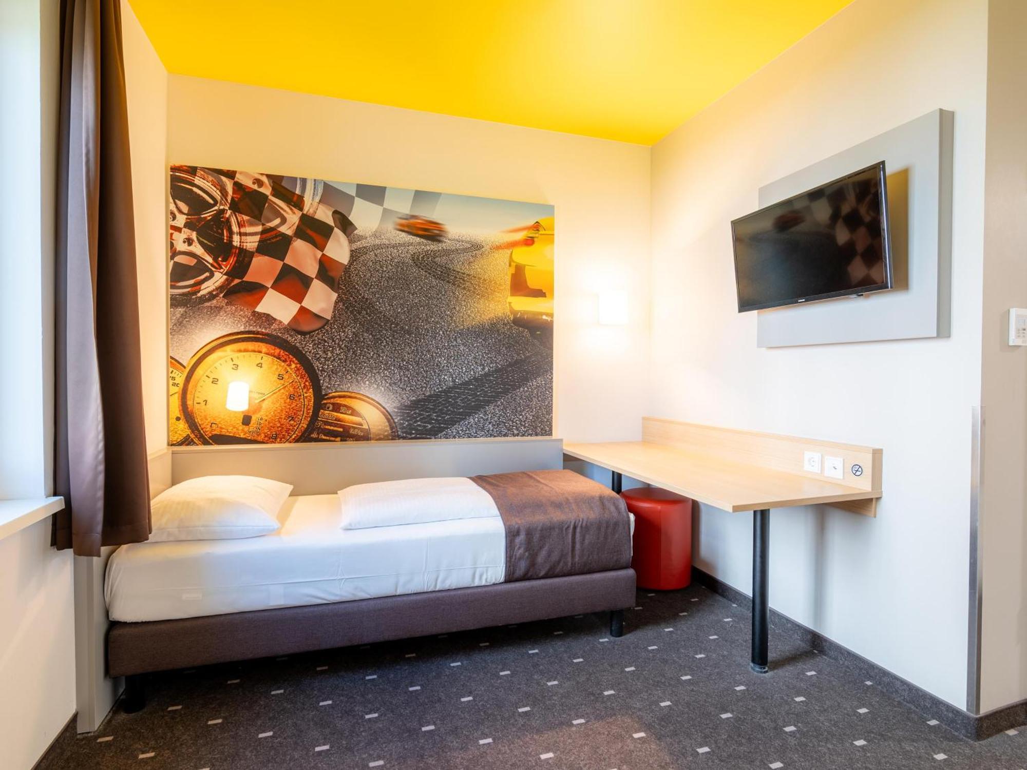 B&B Hotel Stuttgart-Zuffenhausen Luaran gambar